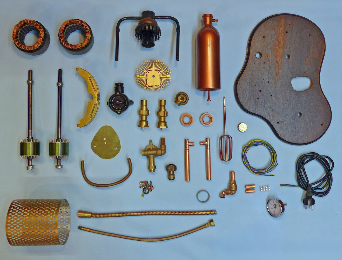 Steampunk Lamp 92 parts.jpg